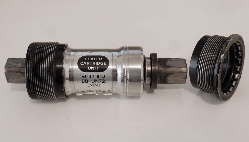 Shimano%20BB-UN72%20107mm_zpsd6y4lj3n.jpg