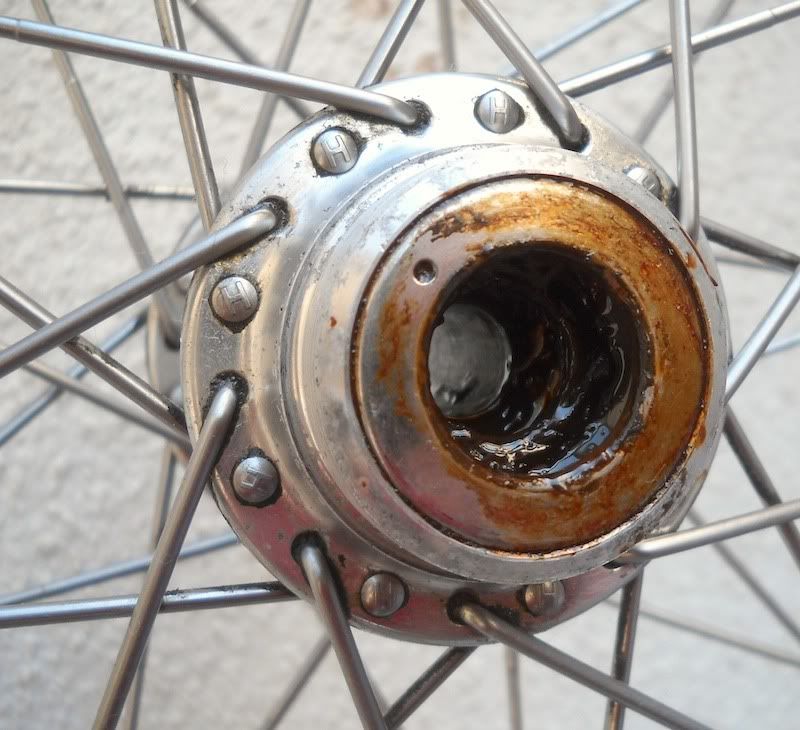 Rearhub06.jpg