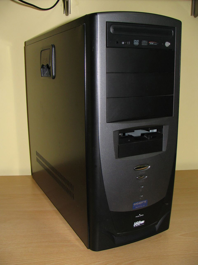 pccase.jpg