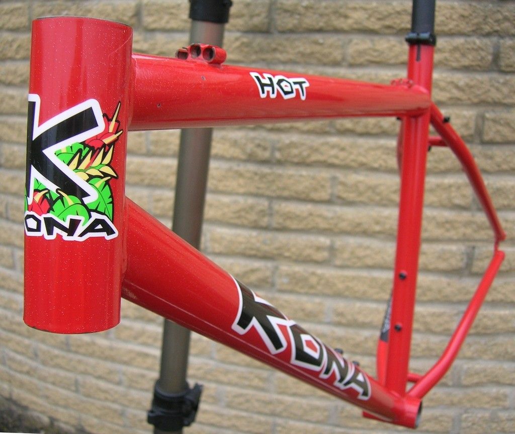 98%20Hot%20Headtube%20100317_1_zps0l62s5s9.jpg
