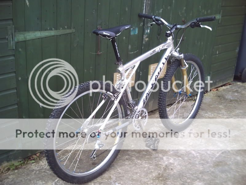bigtyres2.jpg