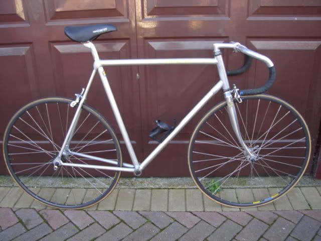 Bikes012.jpg