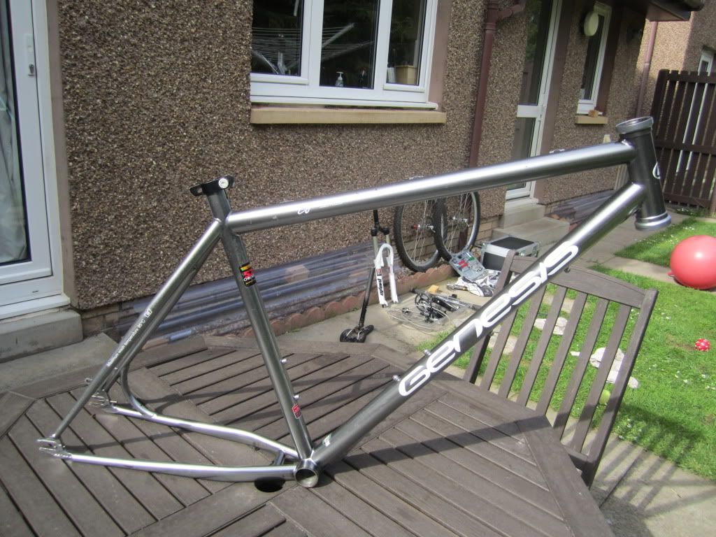 001-8.jpg