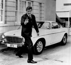 volvo_1800_roger_moore_the_saint.jpg