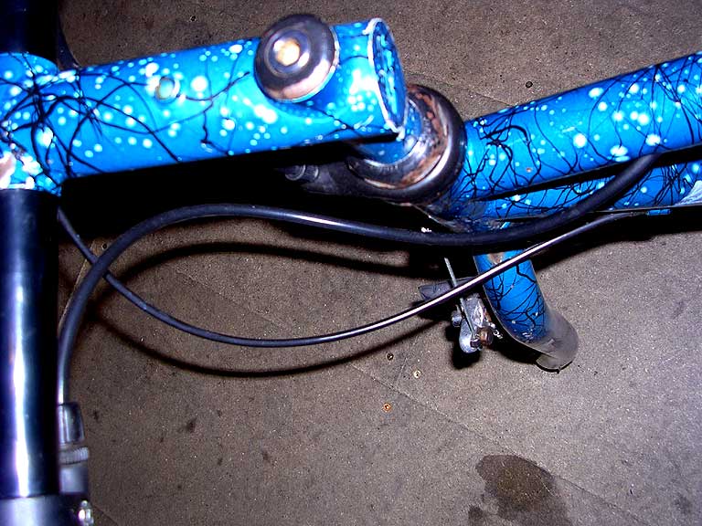 Karakoram-cable-routing-02.jpg
