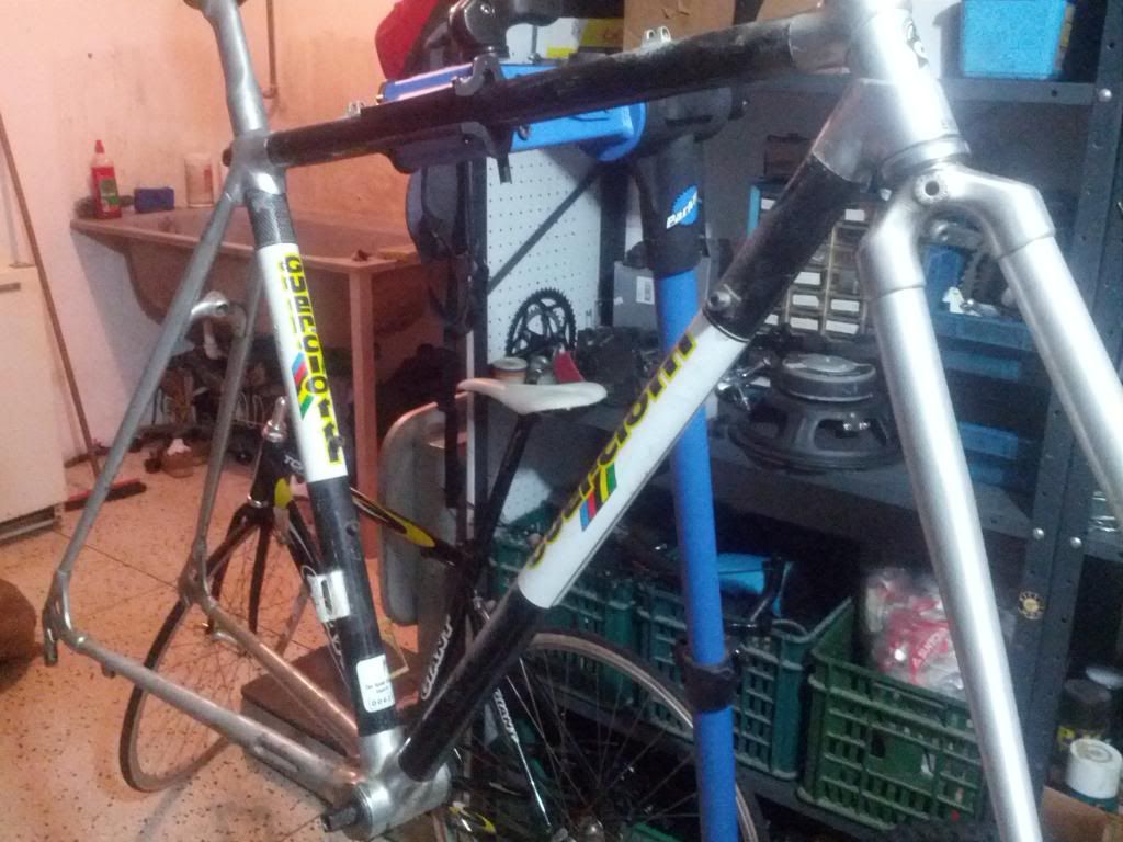 frameset_zpsbb1c0adb.jpg