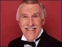 bruce_forsythe_203_203x152.jpg