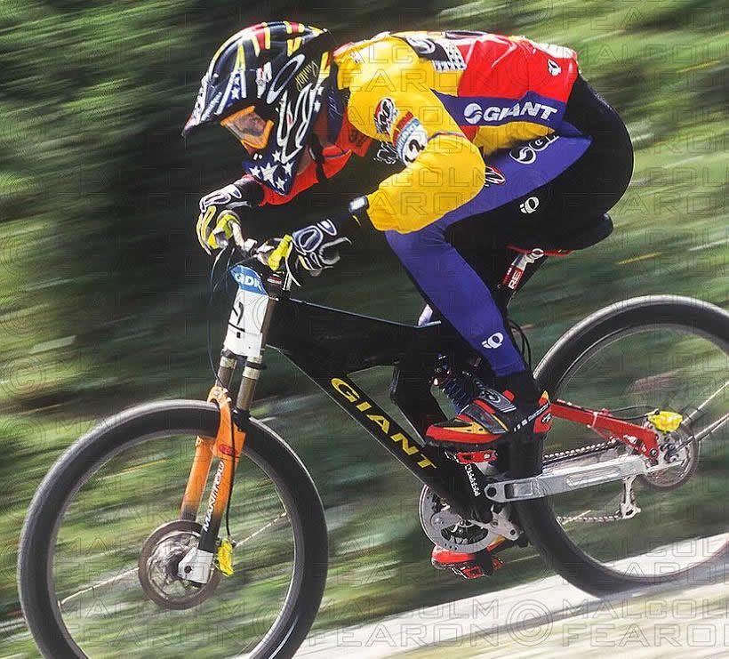 Gianta%20M1%20JOHN-TOMAC%201997_zpsgih3dijj.jpg