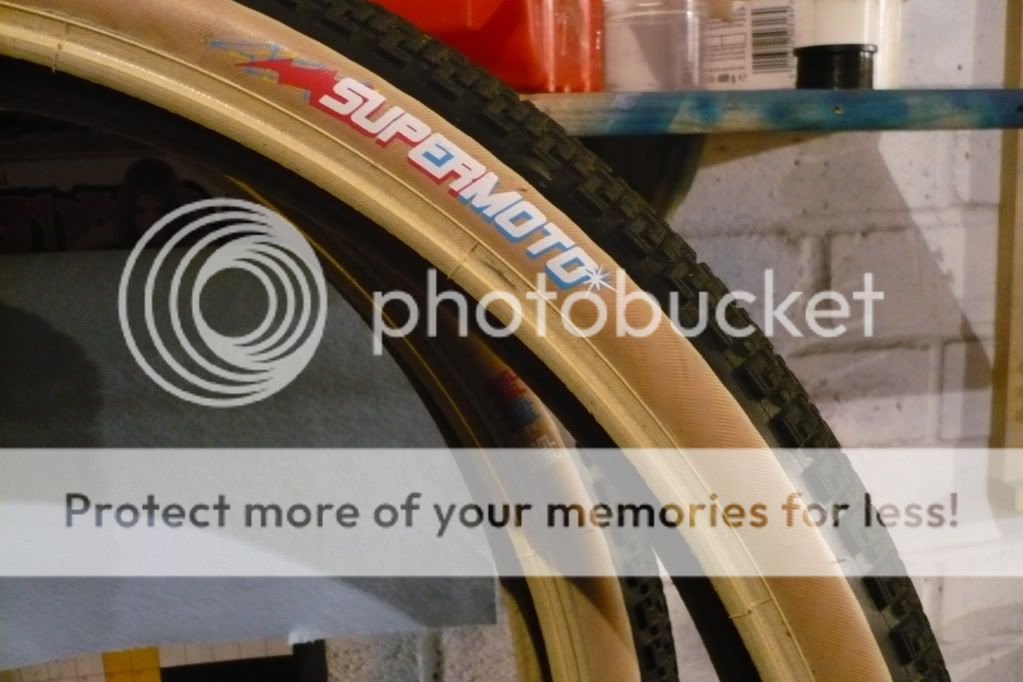 tyres001.jpg