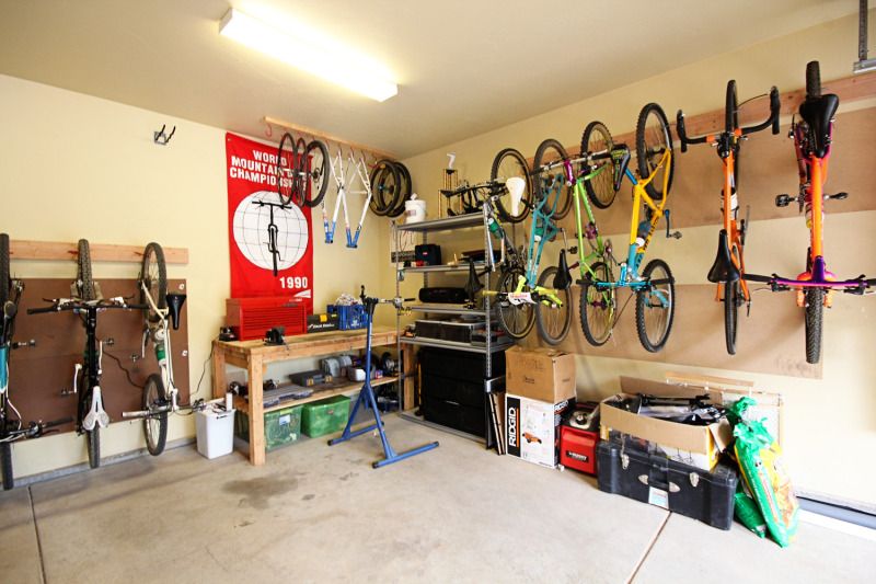 garage1_zps592bb9db.jpg