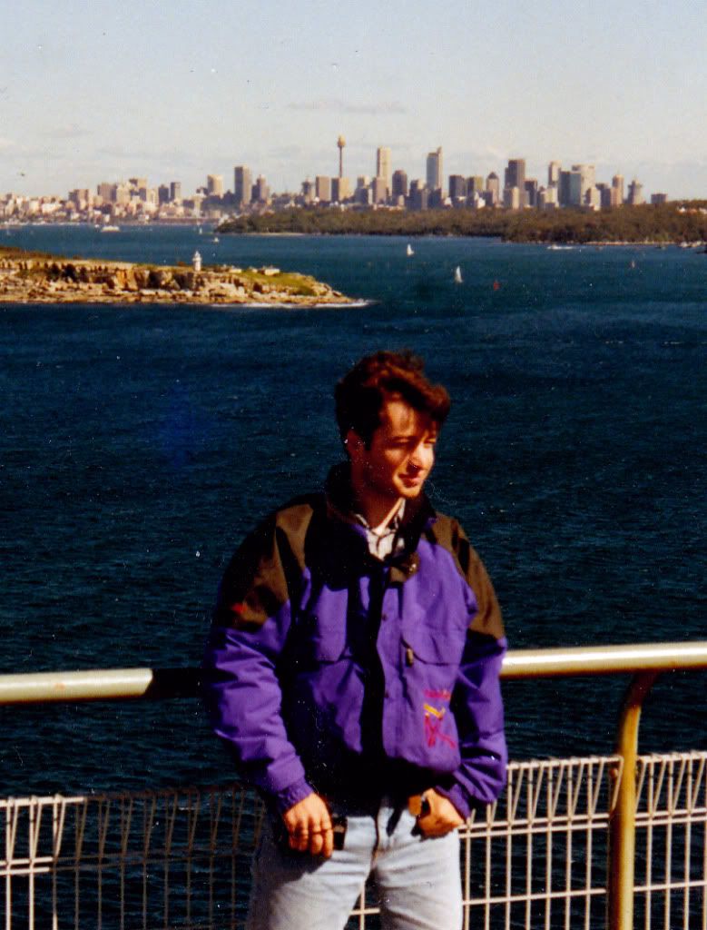 me1990b.jpg