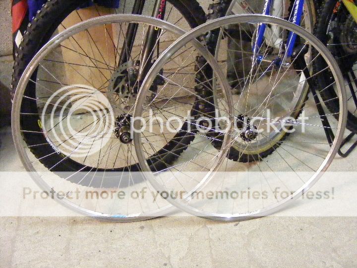2011_0228wheels0011.jpg