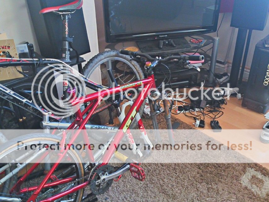 mancave_zps946820ab.jpg