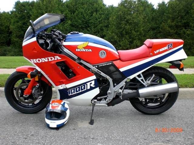 vfr1000r.jpg