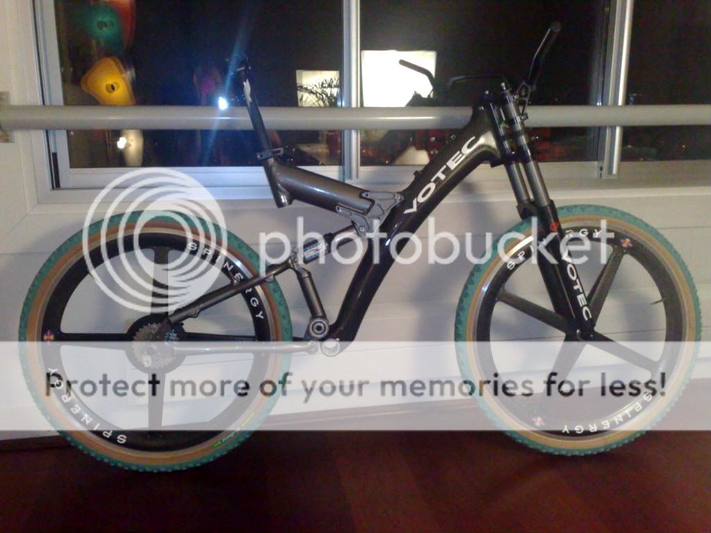 20032009219.jpg