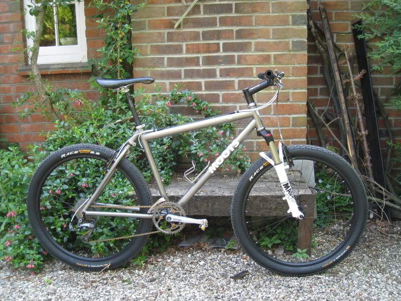 MootsYBB17005.jpg