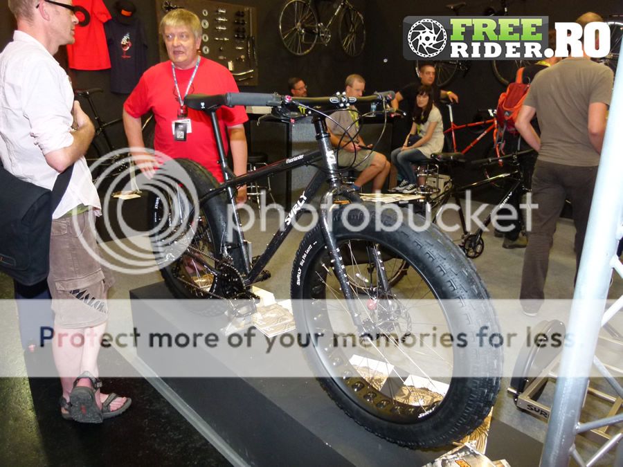 surly_moonlander_2012.jpg