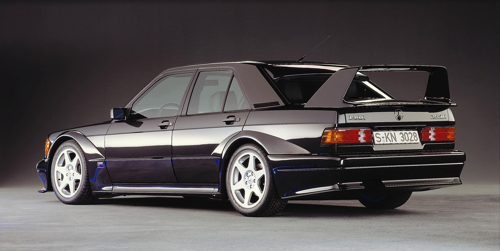 MB_190E_2.5_Evolution_2_4.jpg