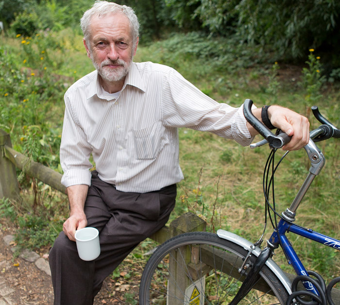 Jeremy-Corbyn-with-bike.jpg