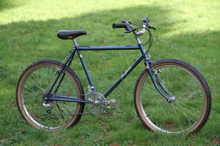 20121206botmnovt1202stumpjumper1990_specialized_stumpjumper.jpg